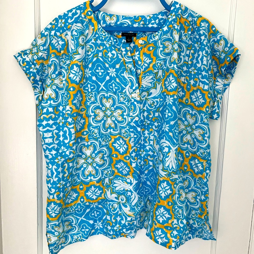 Ann Taylor lightweight blouse